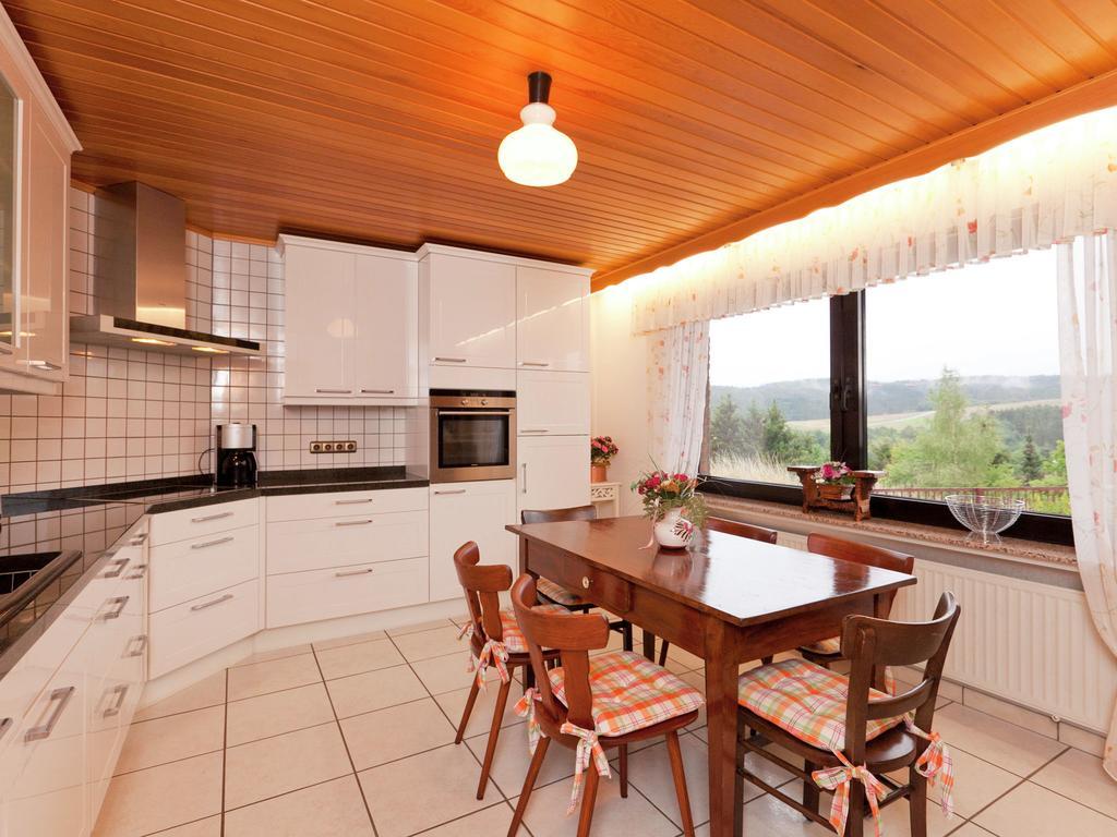 Apartment In Eifel With Children S Playground Lirstal Zewnętrze zdjęcie